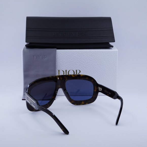 Final Price! Dior DIORSIGNATURE M1U 20B0 Sunglasses - Picture 10 of 10